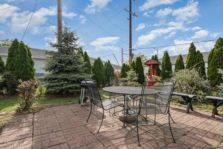 Beautiful Downstairs 1Bed 1Bth Charmer- Pet Friendly Michigan City Εξωτερικό φωτογραφία